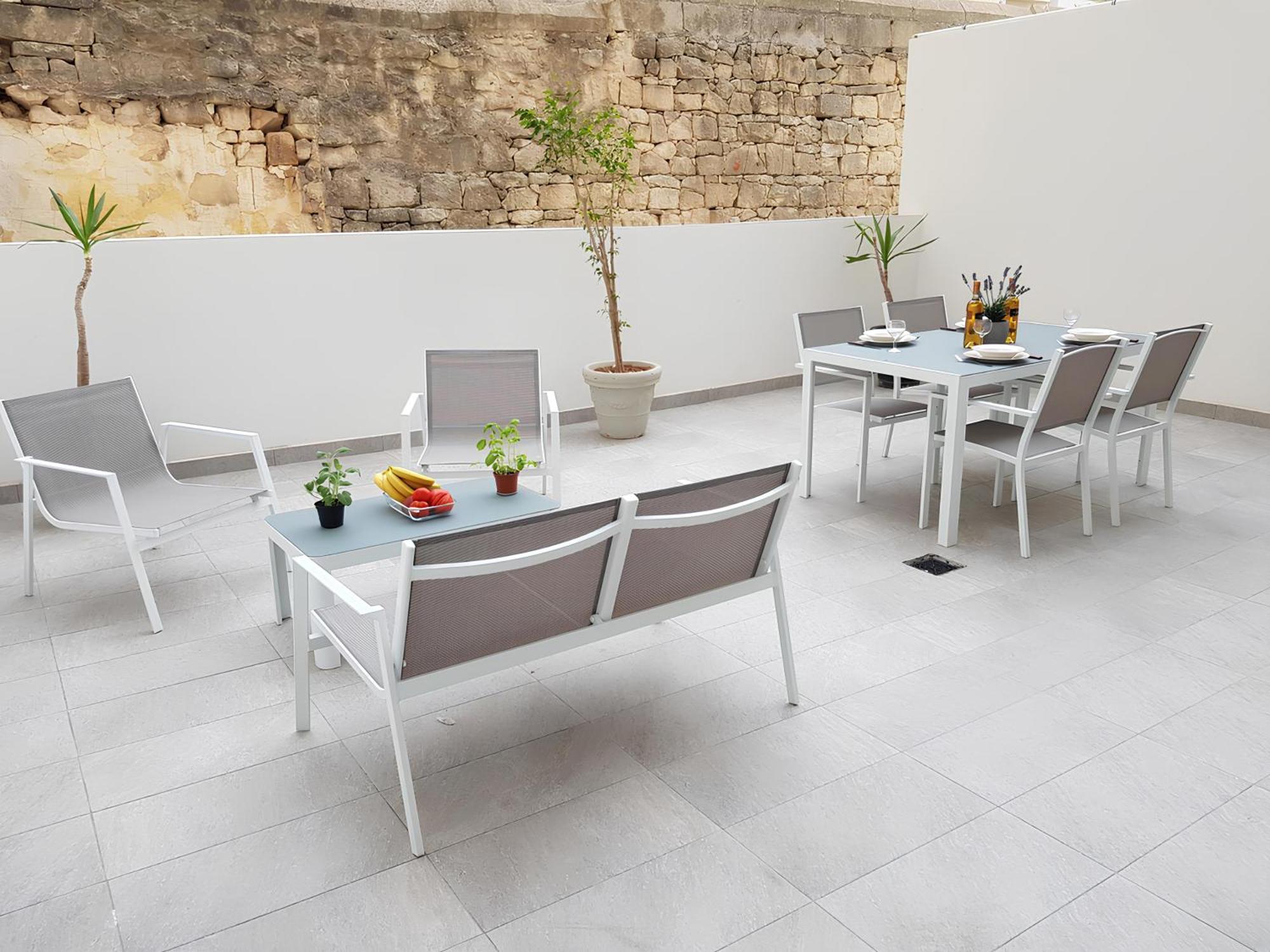 Elise Apartments グジラ エクステリア 写真
