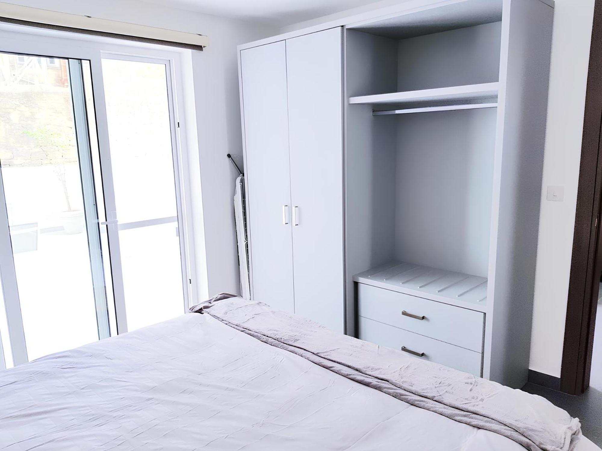 Elise Apartments グジラ 部屋 写真