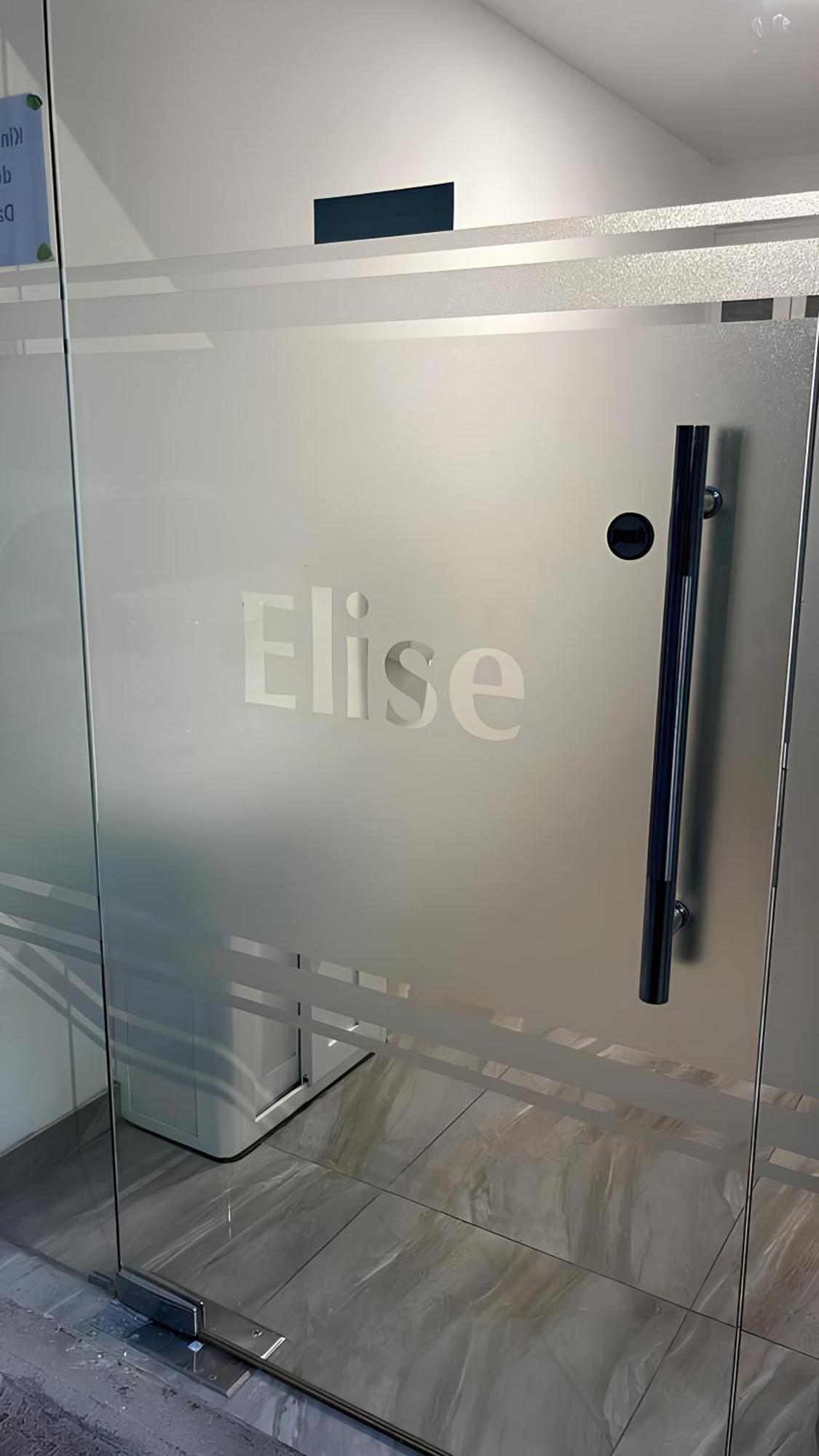 Elise Apartments グジラ エクステリア 写真